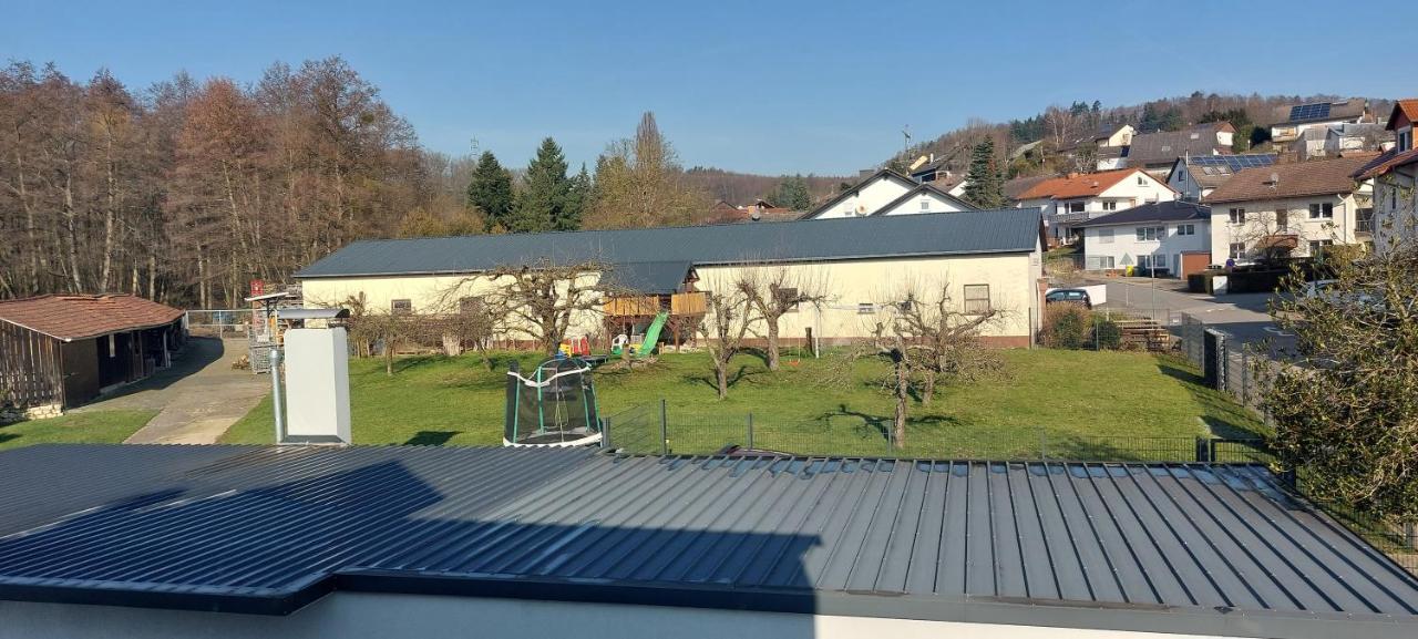 Grosse Tolle 4 Zimmer Ferienwohnung Im Herzen Des Odenwaldes Mörlenbach Екстериор снимка