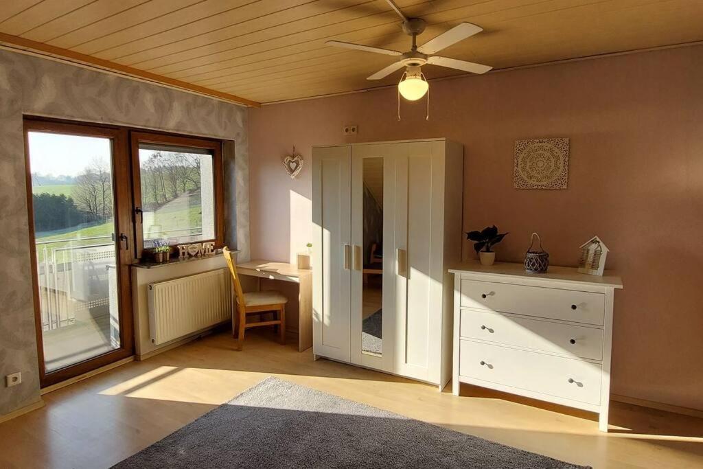 Grosse Tolle 4 Zimmer Ferienwohnung Im Herzen Des Odenwaldes Mörlenbach Екстериор снимка