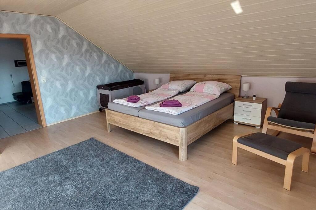 Grosse Tolle 4 Zimmer Ferienwohnung Im Herzen Des Odenwaldes Mörlenbach Екстериор снимка