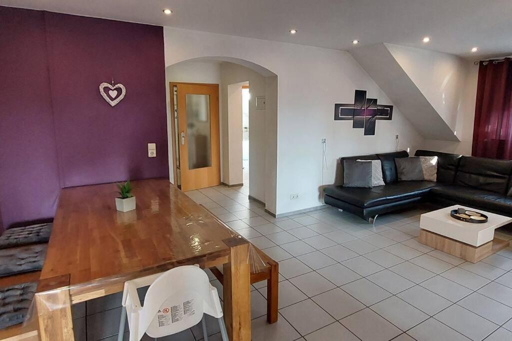 Grosse Tolle 4 Zimmer Ferienwohnung Im Herzen Des Odenwaldes Mörlenbach Екстериор снимка