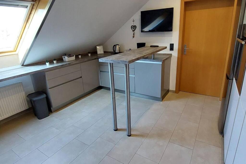 Grosse Tolle 4 Zimmer Ferienwohnung Im Herzen Des Odenwaldes Mörlenbach Екстериор снимка