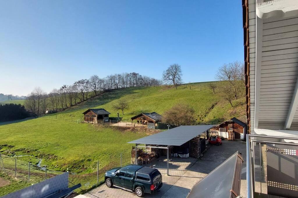 Grosse Tolle 4 Zimmer Ferienwohnung Im Herzen Des Odenwaldes Mörlenbach Екстериор снимка