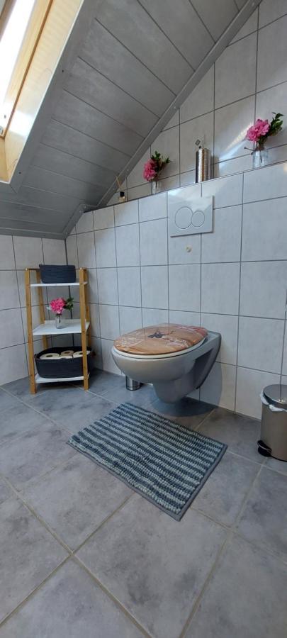 Grosse Tolle 4 Zimmer Ferienwohnung Im Herzen Des Odenwaldes Mörlenbach Екстериор снимка