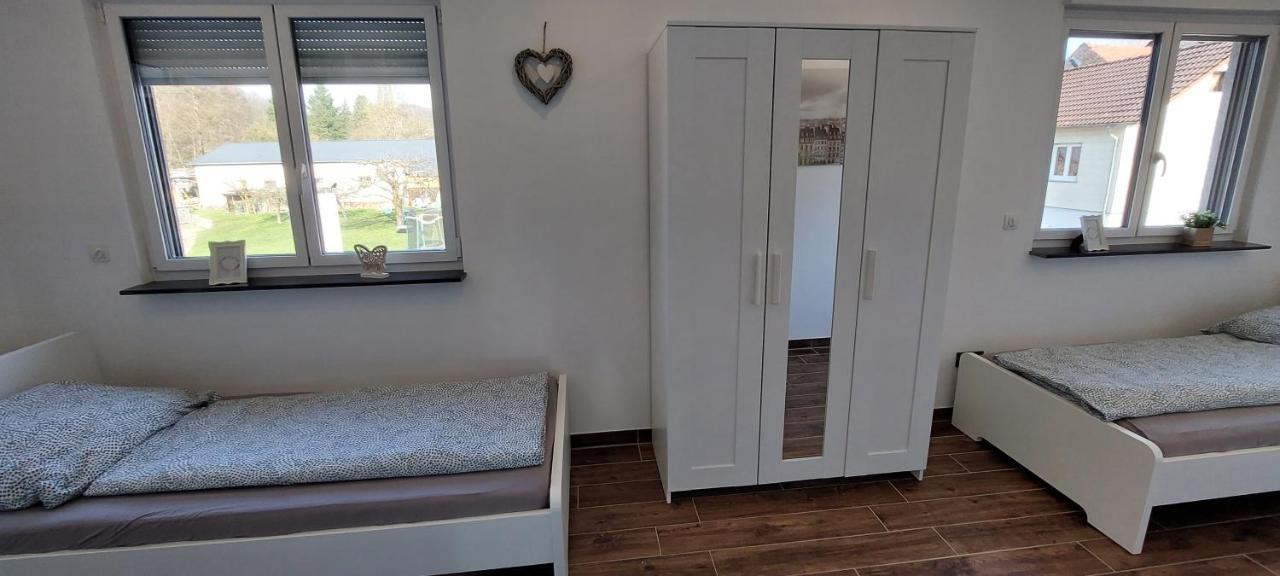 Grosse Tolle 4 Zimmer Ferienwohnung Im Herzen Des Odenwaldes Mörlenbach Екстериор снимка