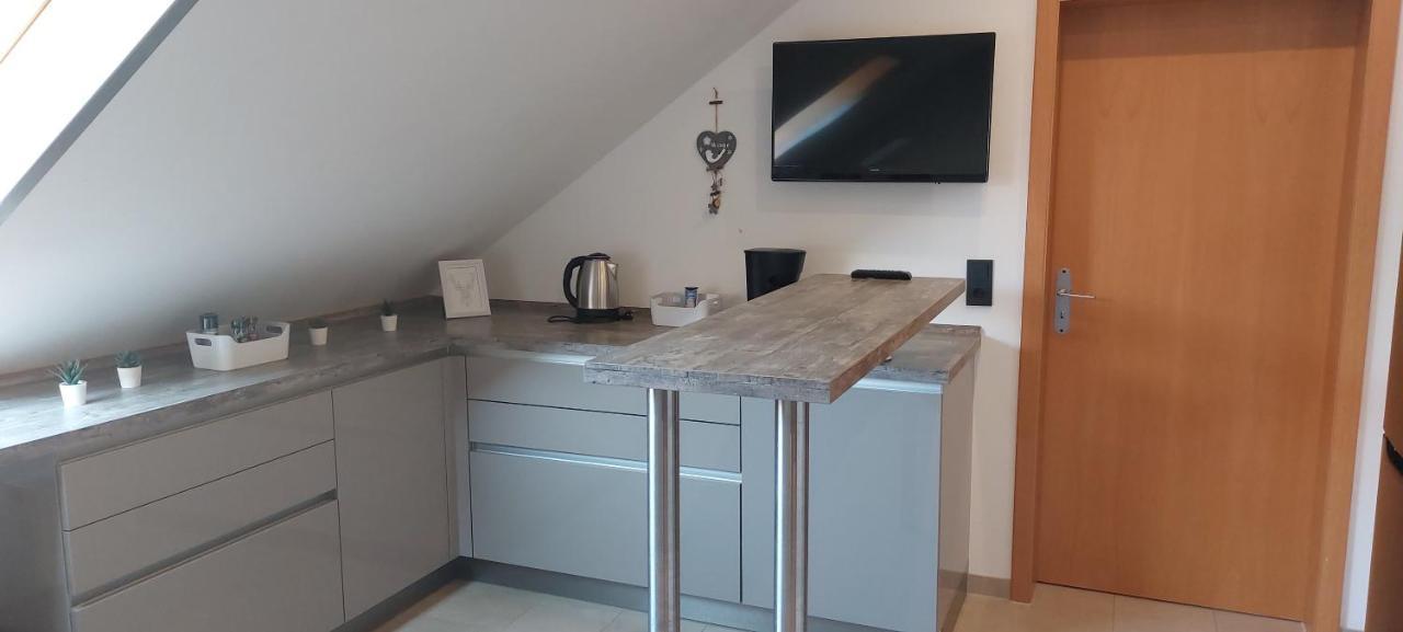 Grosse Tolle 4 Zimmer Ferienwohnung Im Herzen Des Odenwaldes Mörlenbach Екстериор снимка