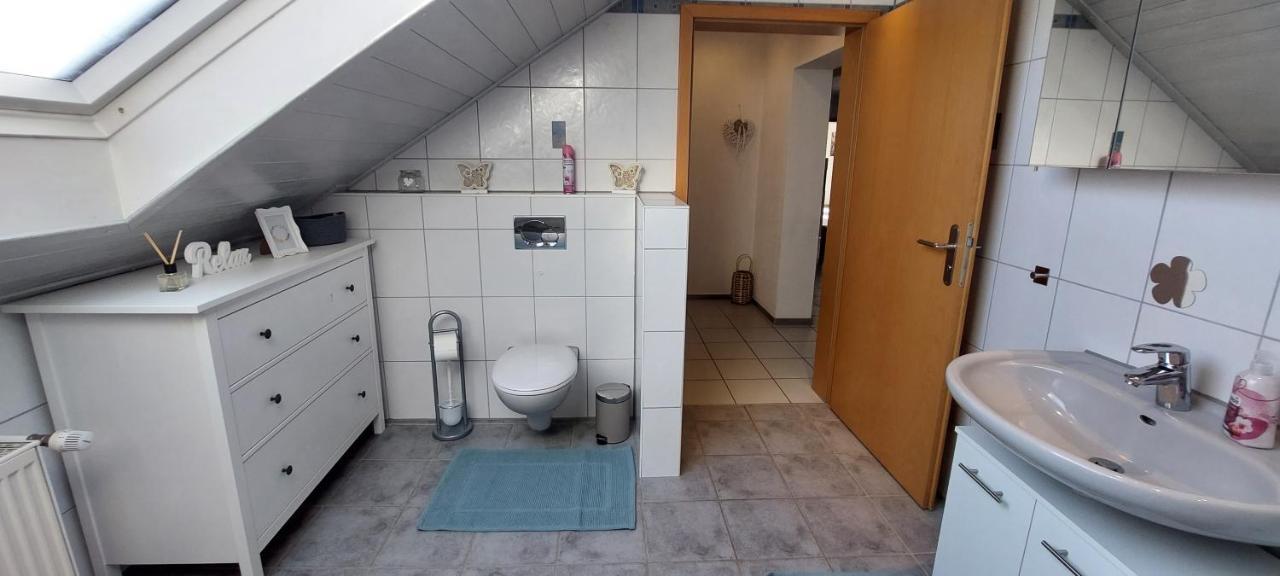 Grosse Tolle 4 Zimmer Ferienwohnung Im Herzen Des Odenwaldes Mörlenbach Екстериор снимка